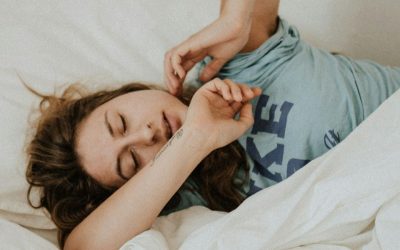 Cómo enfrentar el Insomnio y promover la Salud Laboral